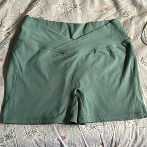 Alphalete Surface Short